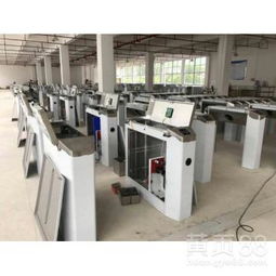 智慧工地建设新篇章 荆州项目闸机、升降柱与云筑网系统一体化安装实践